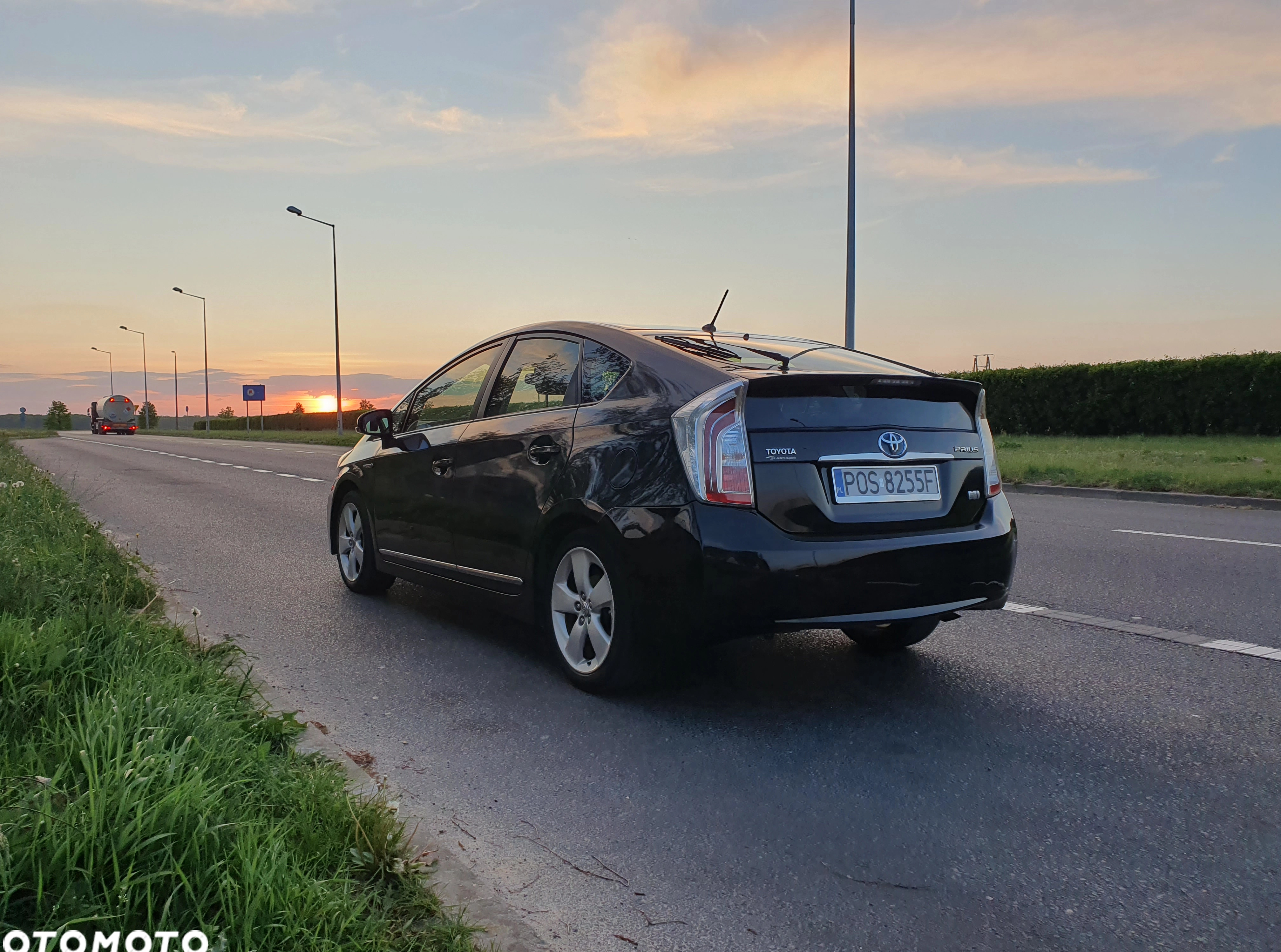 Toyota Prius cena 49500 przebieg: 118376, rok produkcji 2013 z Reszel małe 46